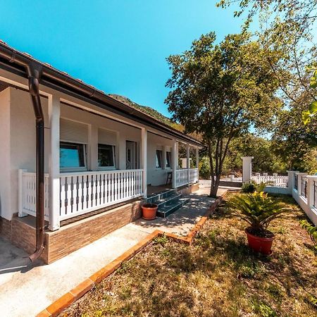 Holiday Home Marija Budva Exterior foto